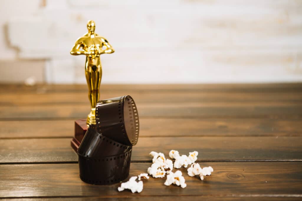 Na busca pela excelência cinematográfica, o Oscar emerge como um ícone de prestígio, indo além da estatueta reluzente que todos almejam.