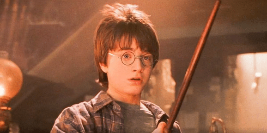 Descubra as 10 gafes inesquecíveis de Harry Potter que deixaram os fãs perplexos. Clique e veja quais erros ainda ecoam na memória!