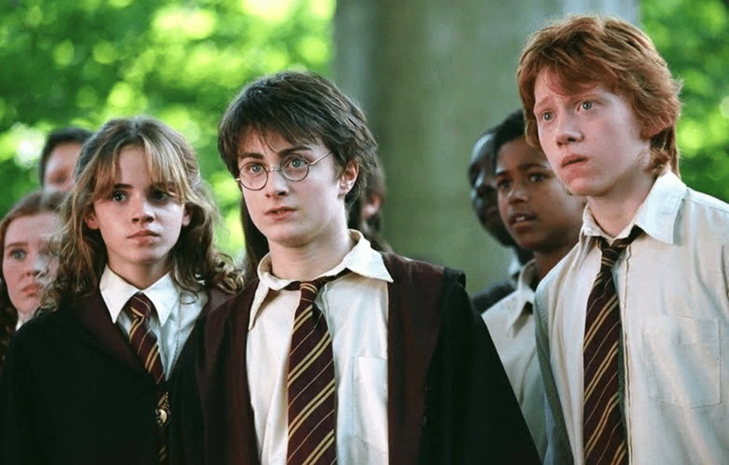 Descubra as 10 gafes inesquecíveis de Harry Potter que deixaram os fãs perplexos. Clique e veja quais erros ainda ecoam na memória!