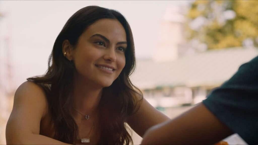 Camila Mendes