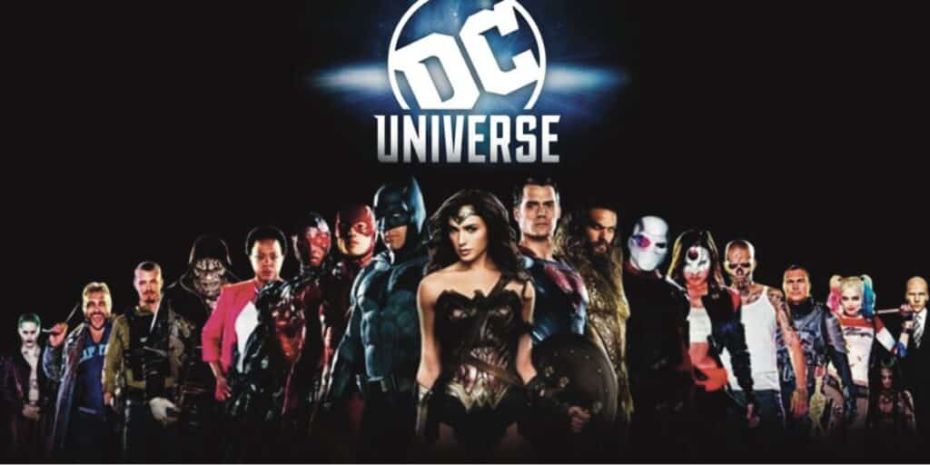 Confira o ranking surpreendente dos 10 melhores filmes do Universo DC, baseado nas críticas especializadas.