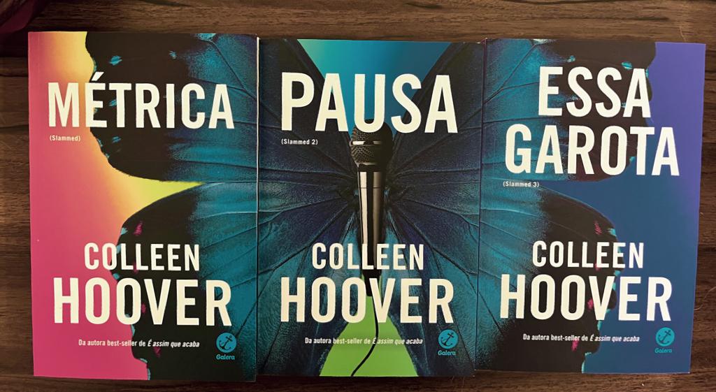 Colleen Hoover 